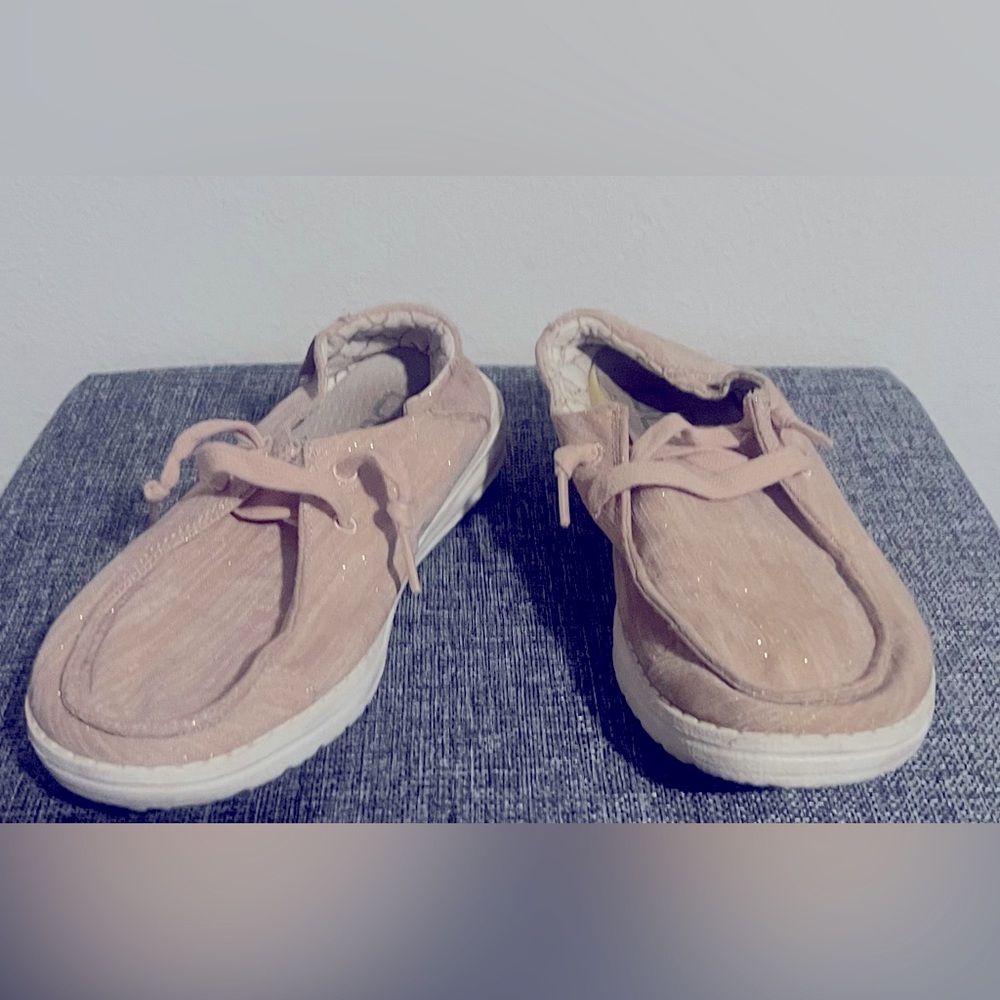 Hey Dude Womens Shoes